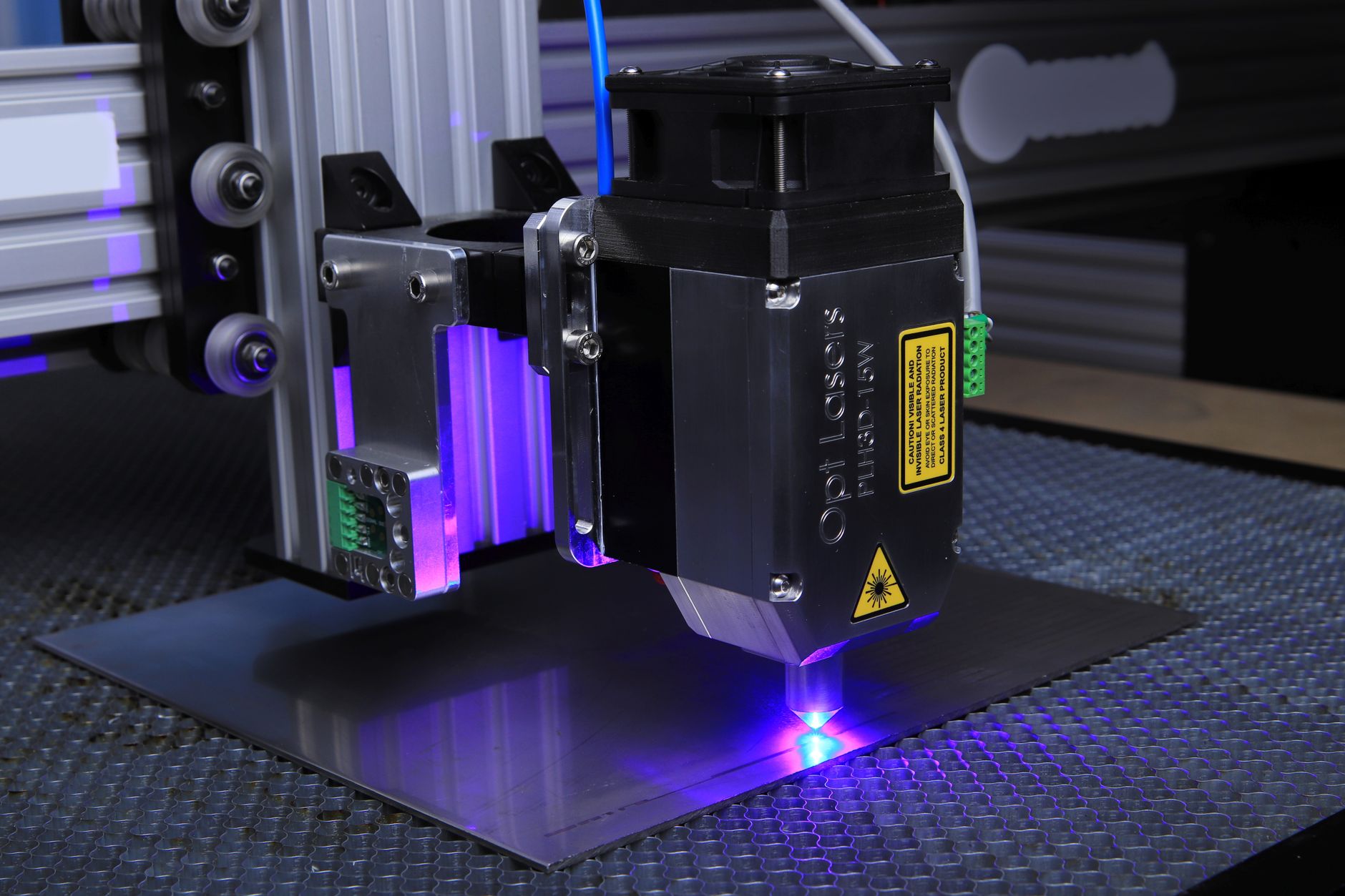 inPhocal focused-beam laser in operation